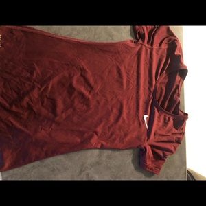 Small Nike women’s short sleeve shirt